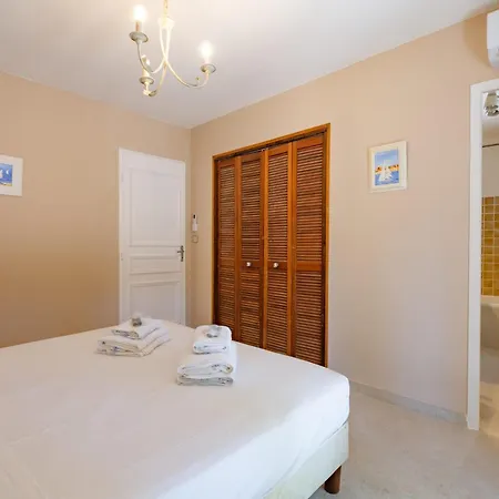 La Tropezienne - Welkeys بيت للعطل